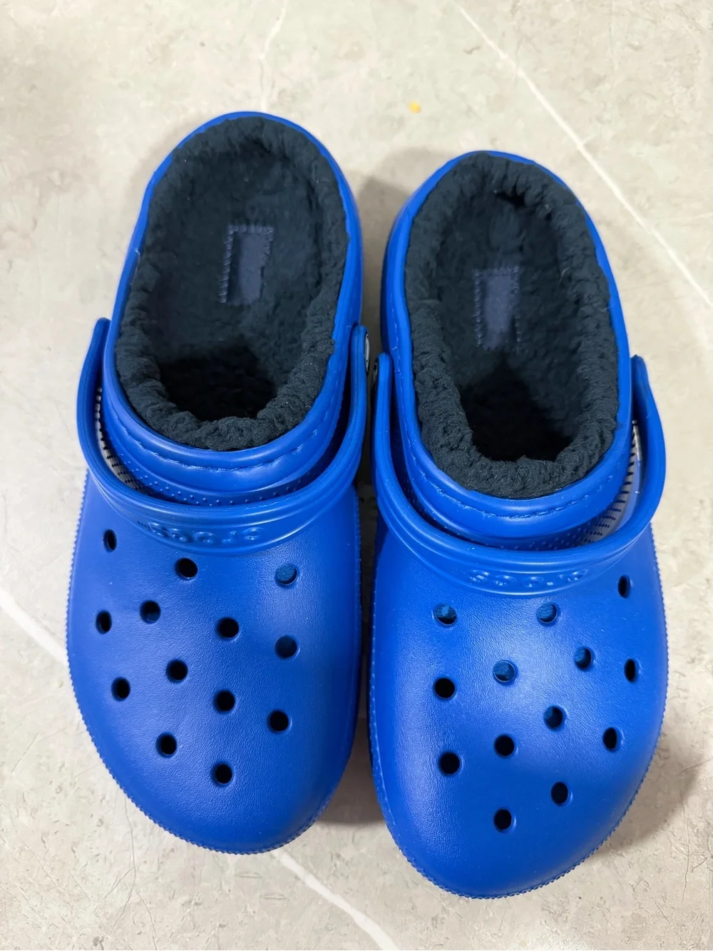 NEW Crocs Kids Classic Lined Clogs US Size J6